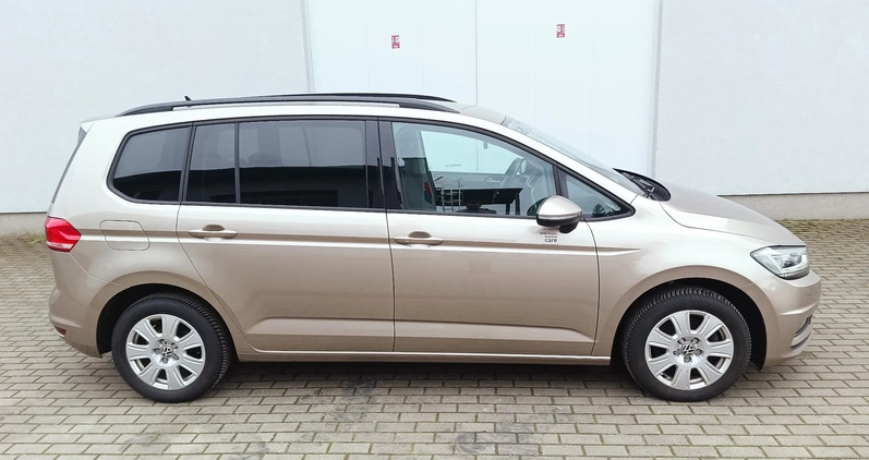 Volkswagen Touran cena 104980 przebieg: 26203, rok produkcji 2019 z Suchedniów małe 191